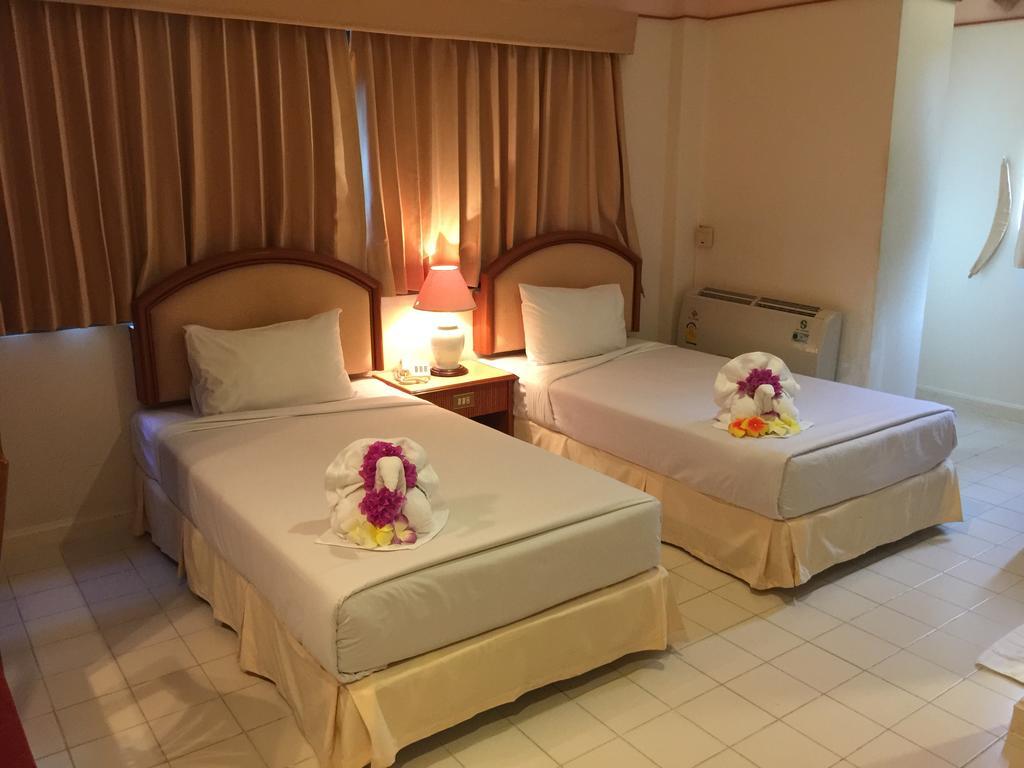 Smile Inn Patong Exterior foto