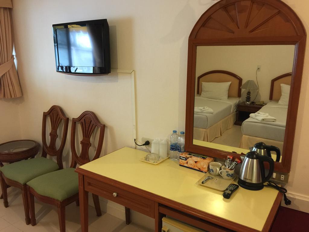 Smile Inn Patong Exterior foto